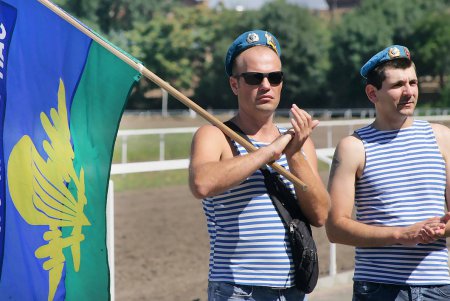 «Войска дяди Васи» отпраздновали свой день (фоторепортаж)