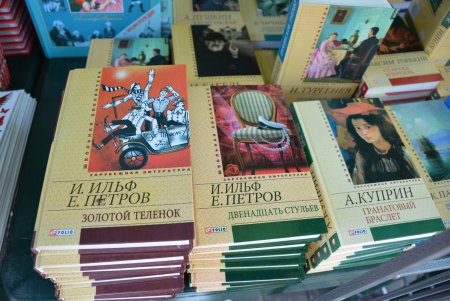 «Зеленая волна» в Одессе: книги на любой вкус, цвет, переплет и язык (фото)