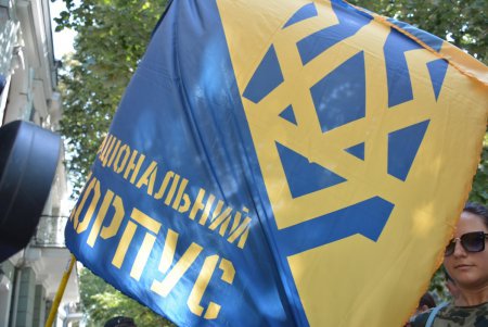 «Кадорровцы» подрались с полицейскими — промежуточный итог митинга под прокуратурой Одесской области (фото)