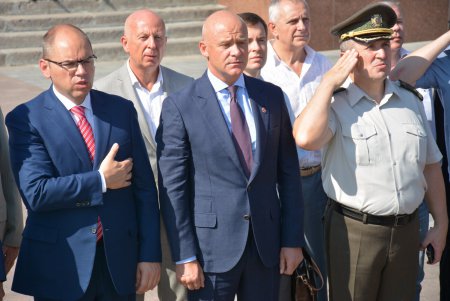 В Одессе отмечают 76-ю годовщину начала Героической обороны города-героя (фото) 