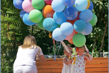 Самый зеленый одесский театр учит полезностям жизни маленьких горожан (фоторепортаж)