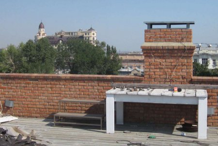 Самовольное строительство на Дерибасовской остановлено (фото) 