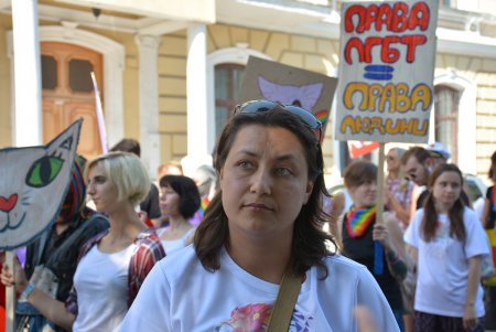 Шествие представителей ЛГБТ-сообщества по Одессе далеко не ушло (фото) 