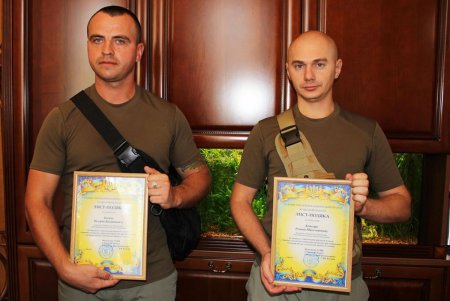 Глава Одесской полиции наградил сотрудников муниципальной охраны (фото) 