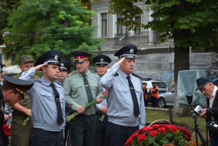 В Одессе почтили память погибших защитников правопорядка (фоторепортаж)