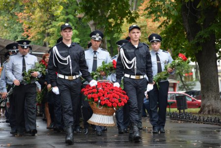 В Одессе почтили память погибших защитников правопорядка (фоторепортаж)