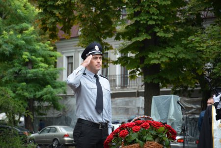 В Одессе почтили память погибших защитников правопорядка (фоторепортаж)