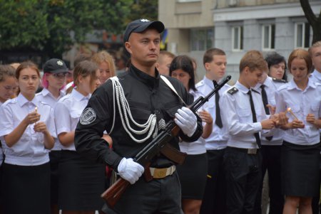 В Одессе почтили память погибших защитников правопорядка (фоторепортаж)