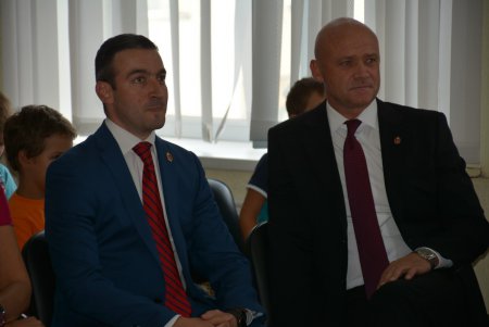  Первоклассники из многодетных семей получили подарки к школе (фото)