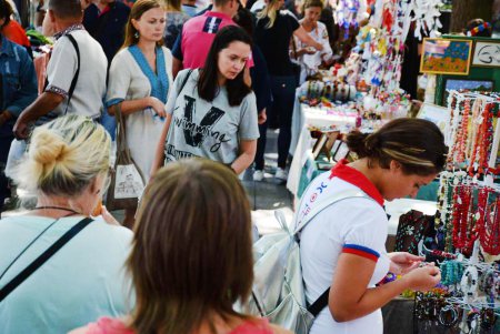 Приморский бульвар Одессы укрыли вышиванки (фото)