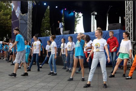На Приморском бульваре отбивали чечетку танцоры со всего мира (фото)