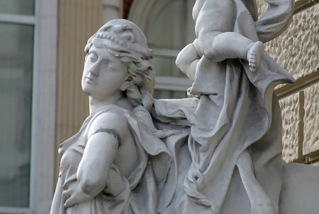 Театральная площадь встретить День рождения Одессы готова (фоторепортаж)