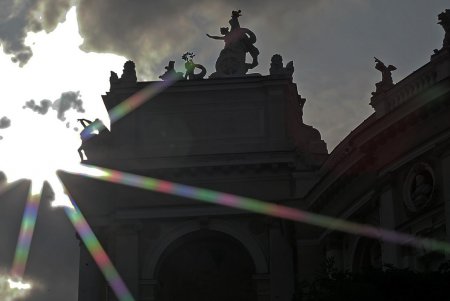 Театральная площадь встретить День рождения Одессы готова (фоторепортаж)