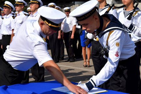 В Одессе будущие «морские волки» присягнули на верность народу Украины (фото)