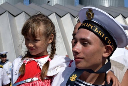 В Одессе будущие «морские волки» присягнули на верность народу Украины (фото)