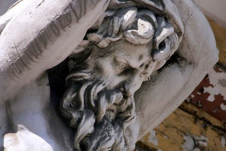 Одесситы с улицы Гоголя — атланты, львы и драконы (фоторепортаж)