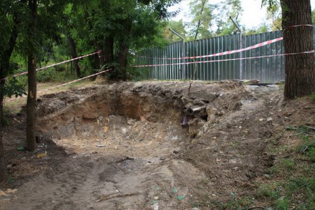 В парке Шевченко восстанавливают целебный источник от стресса и городской суеты (фото)