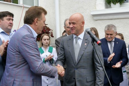 В Одессе открыта современная стоматологическая клиника с социальным уклоном (фото)