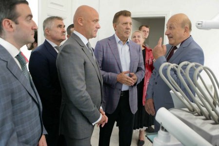В Одессе открыта современная стоматологическая клиника с социальным уклоном (фото)