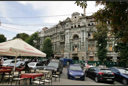 На доме Руссова замечены немцы (фоторепортаж)