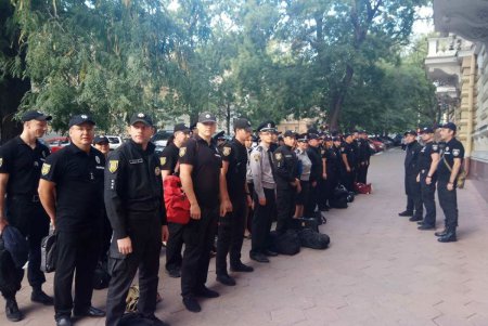 Одесских полицейских снова  подняли по тревоге