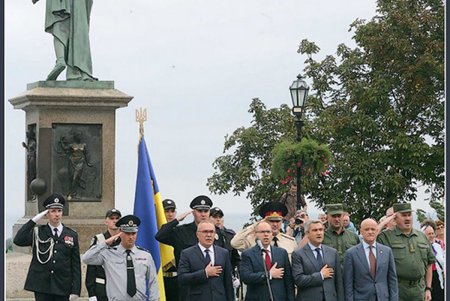 Автопарк полицейских Одесщины заметно пополнился новенькими автомобилями (фото)