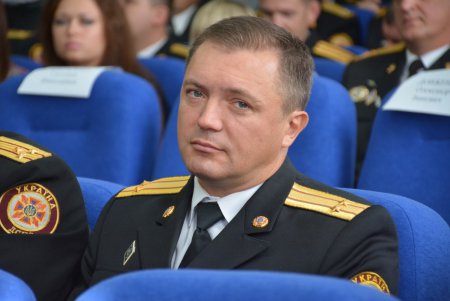 В автопарк городского пожарно-спасательного отряда ГСЧС приехал новый автомобиль (фото)