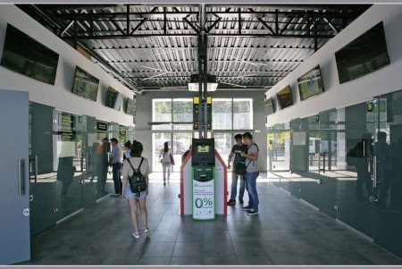 Новая автостанция откупоривает привокзальные пробки (фоторепортаж)