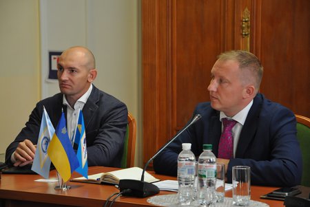 Немцы готовы достраивать контейнерный терминал на Карантинном молу (фото) 