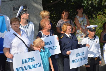 Одесская молодежь поддержала Всеукраинский флешмоб за мир в нашей стране (фото)