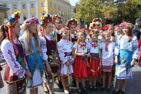 Одесская молодежь поддержала Всеукраинский флешмоб за мир в нашей стране (фото)