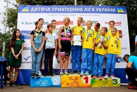 Одесские триатлонисты показали себя «железными» подростками  (фото)