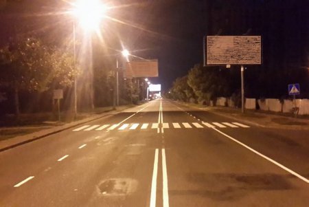 Коммунальщики покрывают новой разметкой улицы Малиновского района (фото)