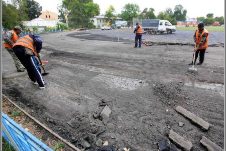 Стадион «Динамо» готовится к репетициям олимпийских рекордов (фоторепортаж)