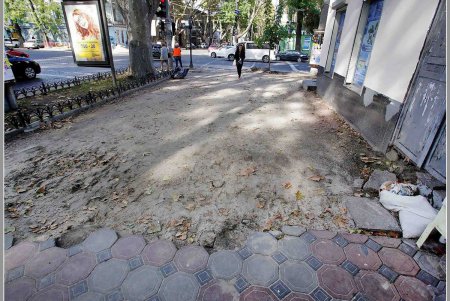 Как обычный перекресток в центре Одессы в «стройку века» превратили (фоторепортаж)