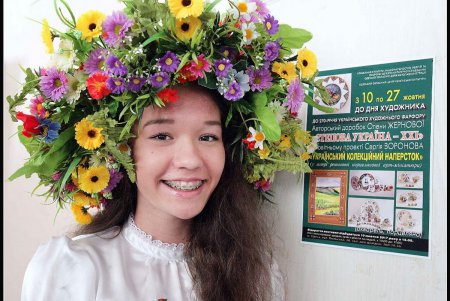 Одесская мастерица представляет Украину на фарфоре (фоторепортаж)