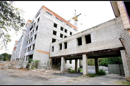 Институт глазных болезней разрастется на глазах (фоторепортаж)