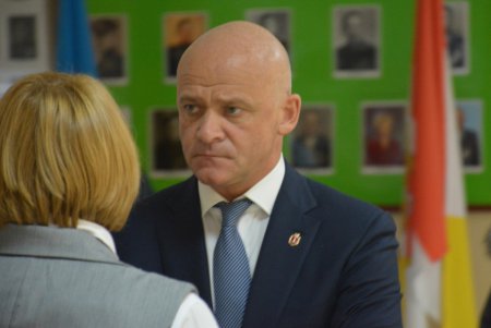 Министр Рева убедился, как в Киевском районе Одессы создается Центр по оказанию социальных услуг (фото)