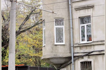 Молдаванка прощается с последними искорками лета (фоторепортаж)