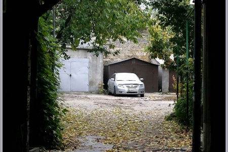 Молдаванка прощается с последними искорками лета (фоторепортаж)