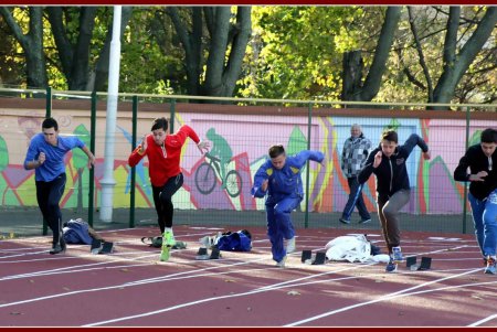 Старый стадион «Динамо» запустил обороты новой жизни (фоторепортаж)
