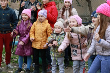 На Новой Слободке появилась новая детская площадка (фото) 