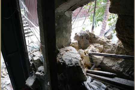 Городские власти приступили к ремонту аварийного дома на Степовой (фото) 