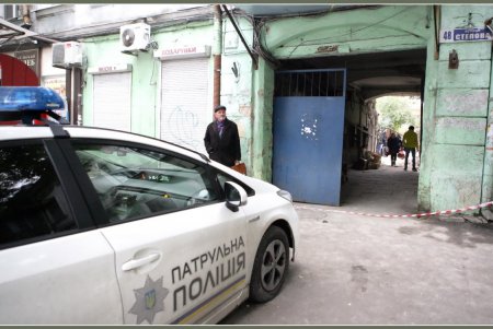 Городские власти приступили к ремонту аварийного дома на Степовой (фото) 