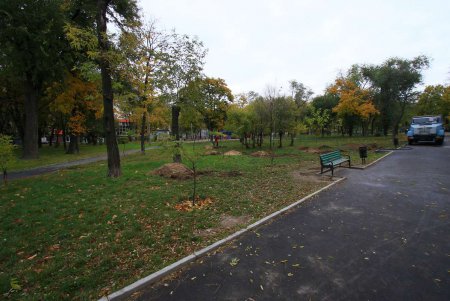 Одесситы приняли участие в благоустройстве родного города (фоторепортаж) 