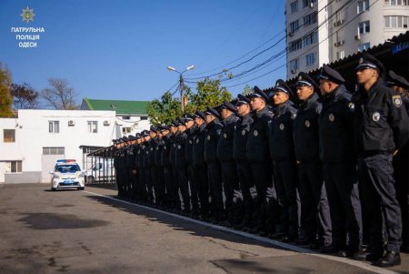 Сотня новобранцев пополнила ряды одесских патрульных (фото)