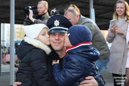 Сотня новобранцев пополнила ряды одесских патрульных (фото)