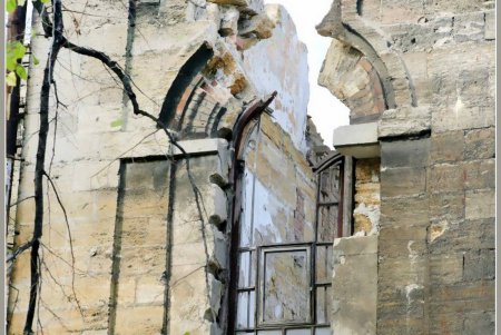 Масонский дом в Одессе приказал потомкам долго жить —  и растаскивается  «на сувениры» (фоторепортаж)