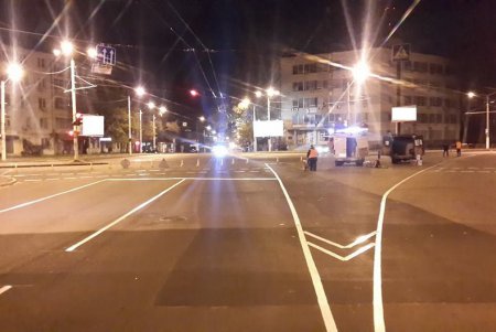 Коммунальщики добавили дорожных знаков на Толбухина и разметили Канатную (фото)