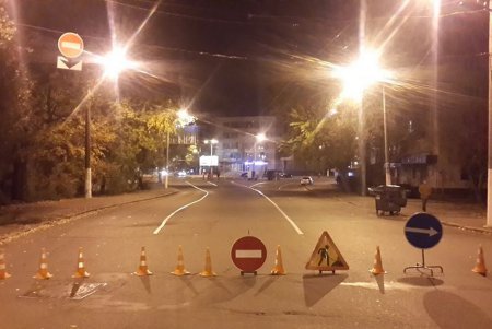 Коммунальщики добавили дорожных знаков на Толбухина и разметили Канатную (фото)